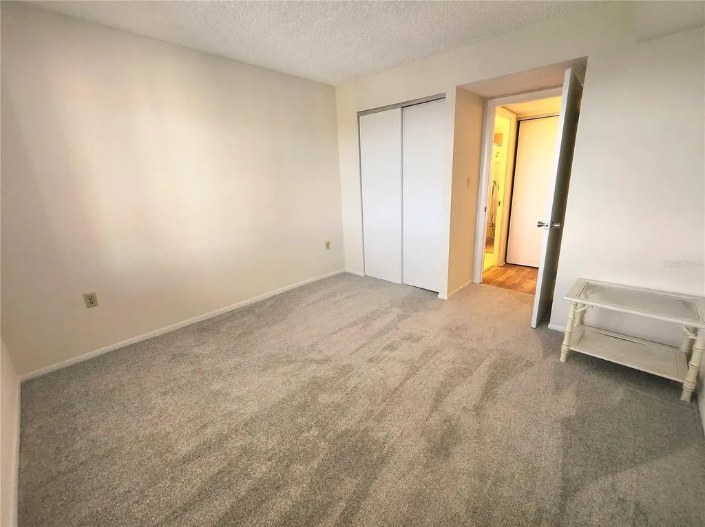 3973 Lake Bayshore Drive Bradenton FL 34205