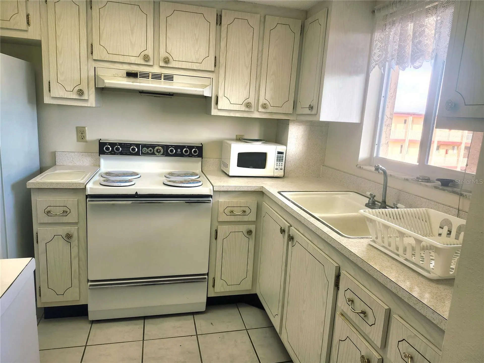 3973 Lake Bayshore Drive Bradenton FL 34205