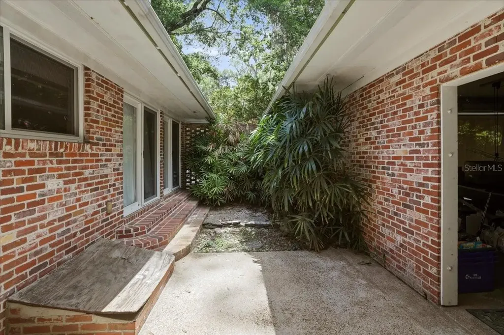 1915 NW 16th Avenue Gainesville FL 32605