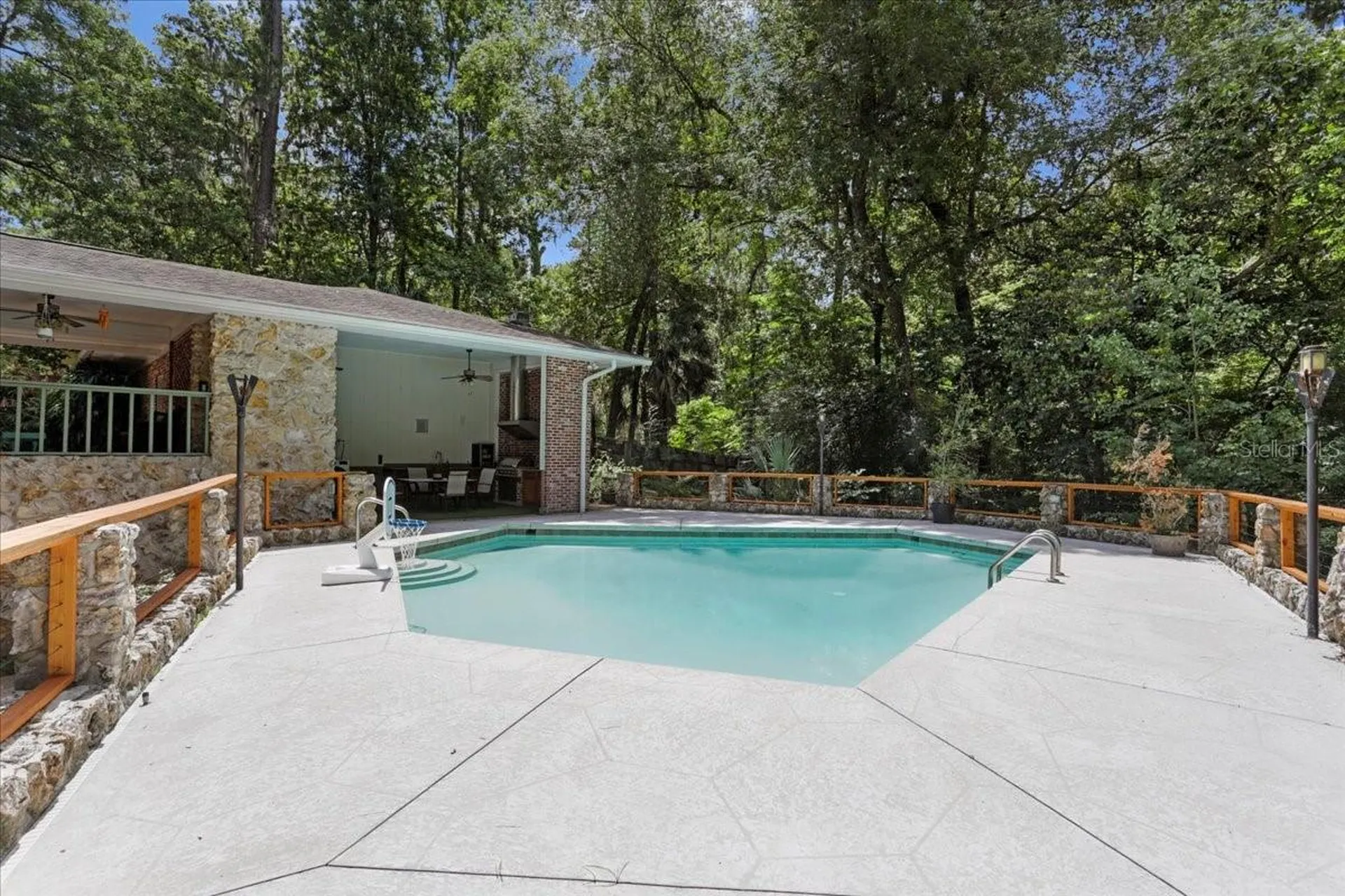 1915 NW 16th Avenue Gainesville FL 32605