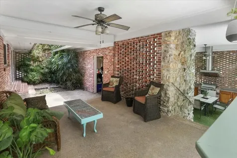 1915 NW 16th Avenue Gainesville FL 32605