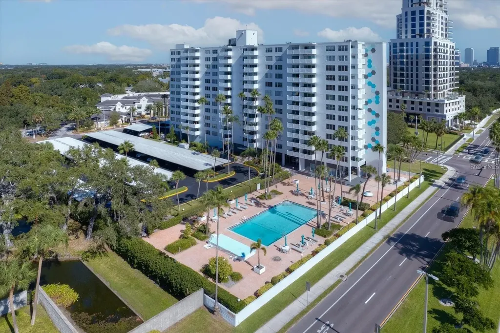 2401 Bayshore Boulevard Tampa FL 33629