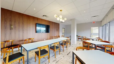 2401 Bayshore Boulevard Tampa FL 33629