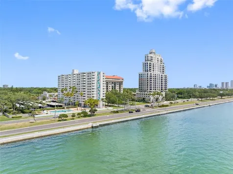 2401 Bayshore Boulevard Tampa FL 33629