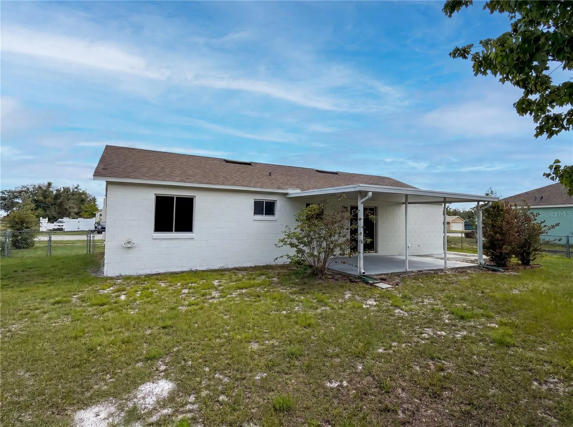 2904 Beal Street Deltona FL 32738