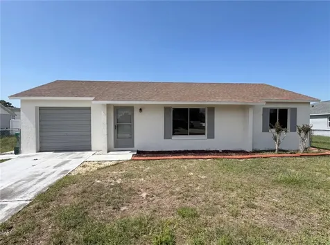 2904 Beal Street Deltona FL 32738