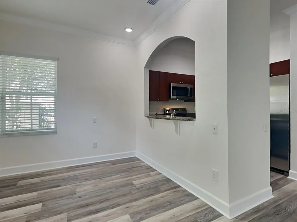 501 100th Avenue N St Petersburg FL 33702