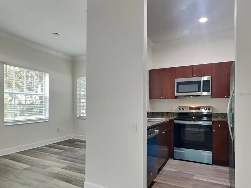 501 100th Avenue N St Petersburg FL 33702