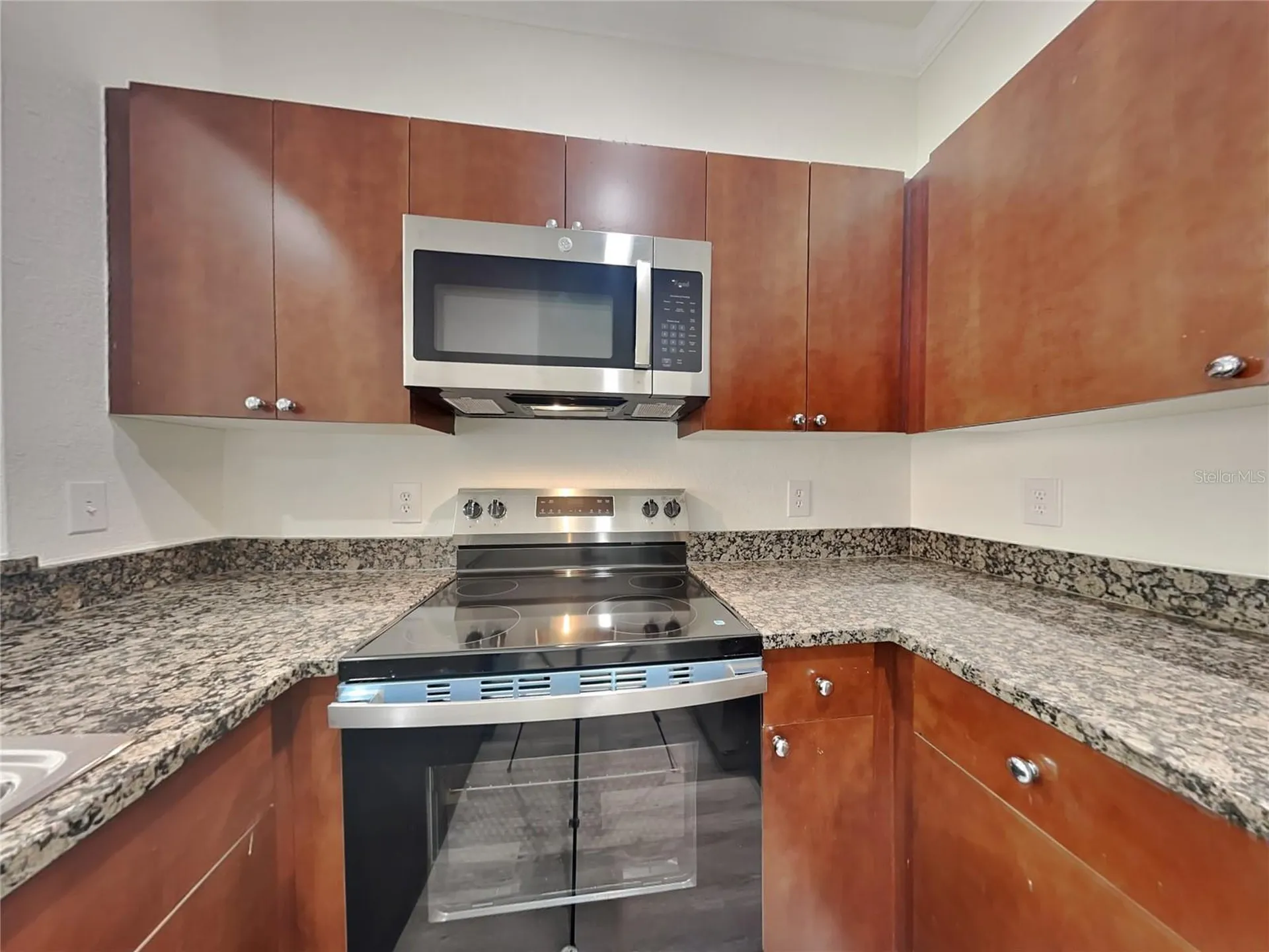 501 100th Avenue N St Petersburg FL 33702