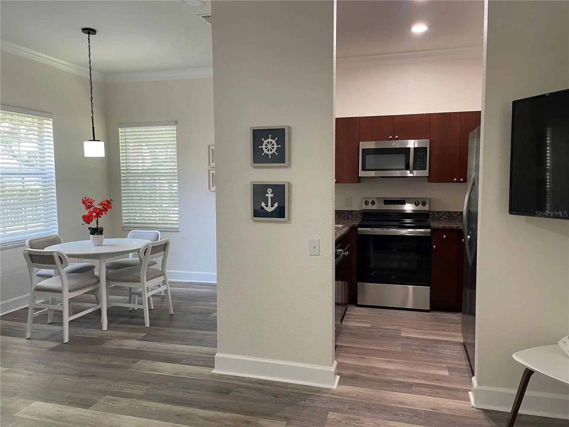 501 100th Avenue N St Petersburg FL 33702