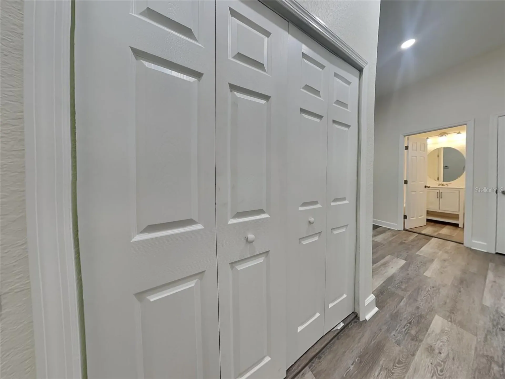 501 100th Avenue N St Petersburg FL 33702