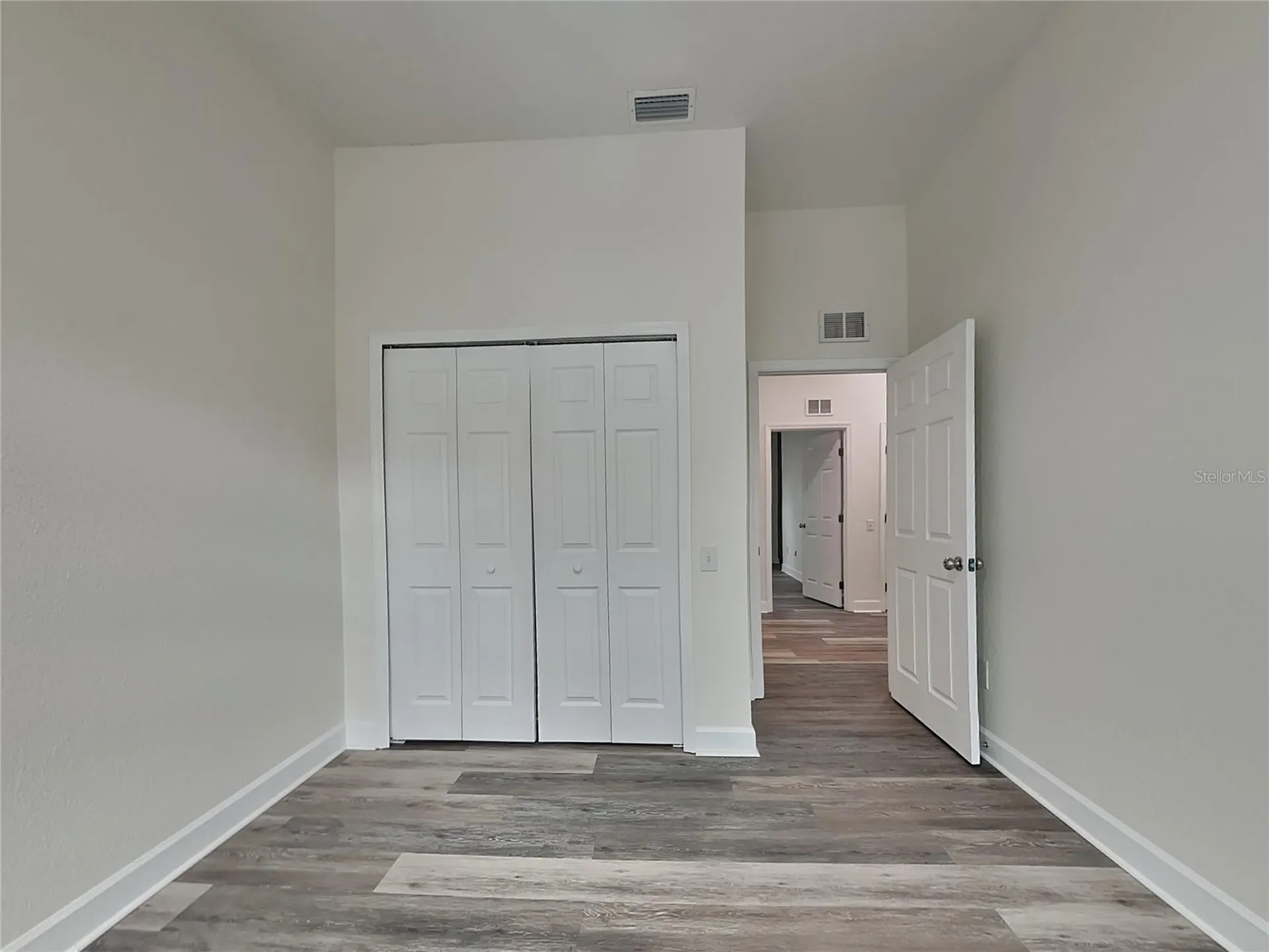 501 100th Avenue N St Petersburg FL 33702