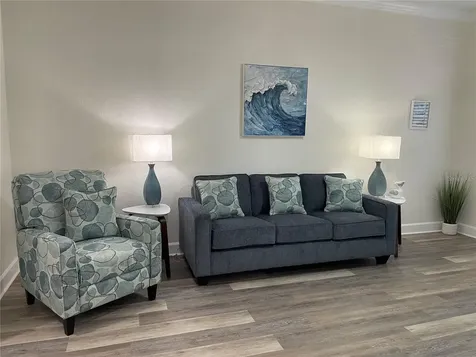 501 100th Avenue N St Petersburg FL 33702