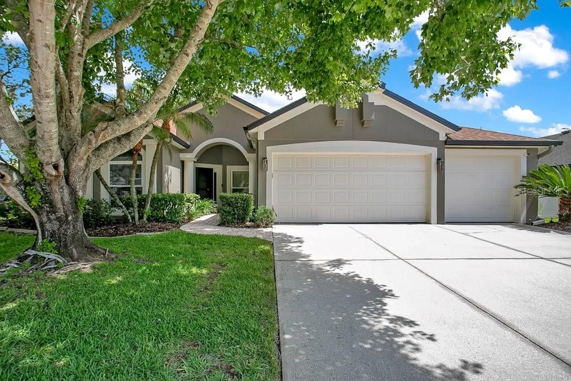 2405 Blossomwood Drive Oviedo FL 32765