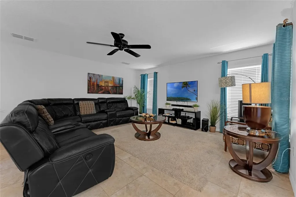 2631 Santosh Cove Kissimmee FL 34746