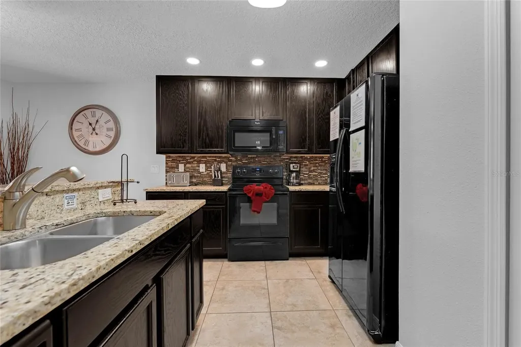 2631 Santosh Cove Kissimmee FL 34746