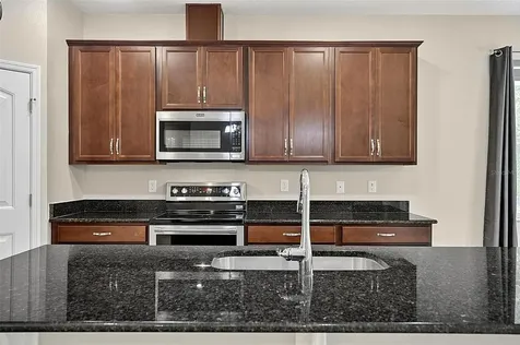 45 Zonal Geranium Trail Palm Coast FL 32164