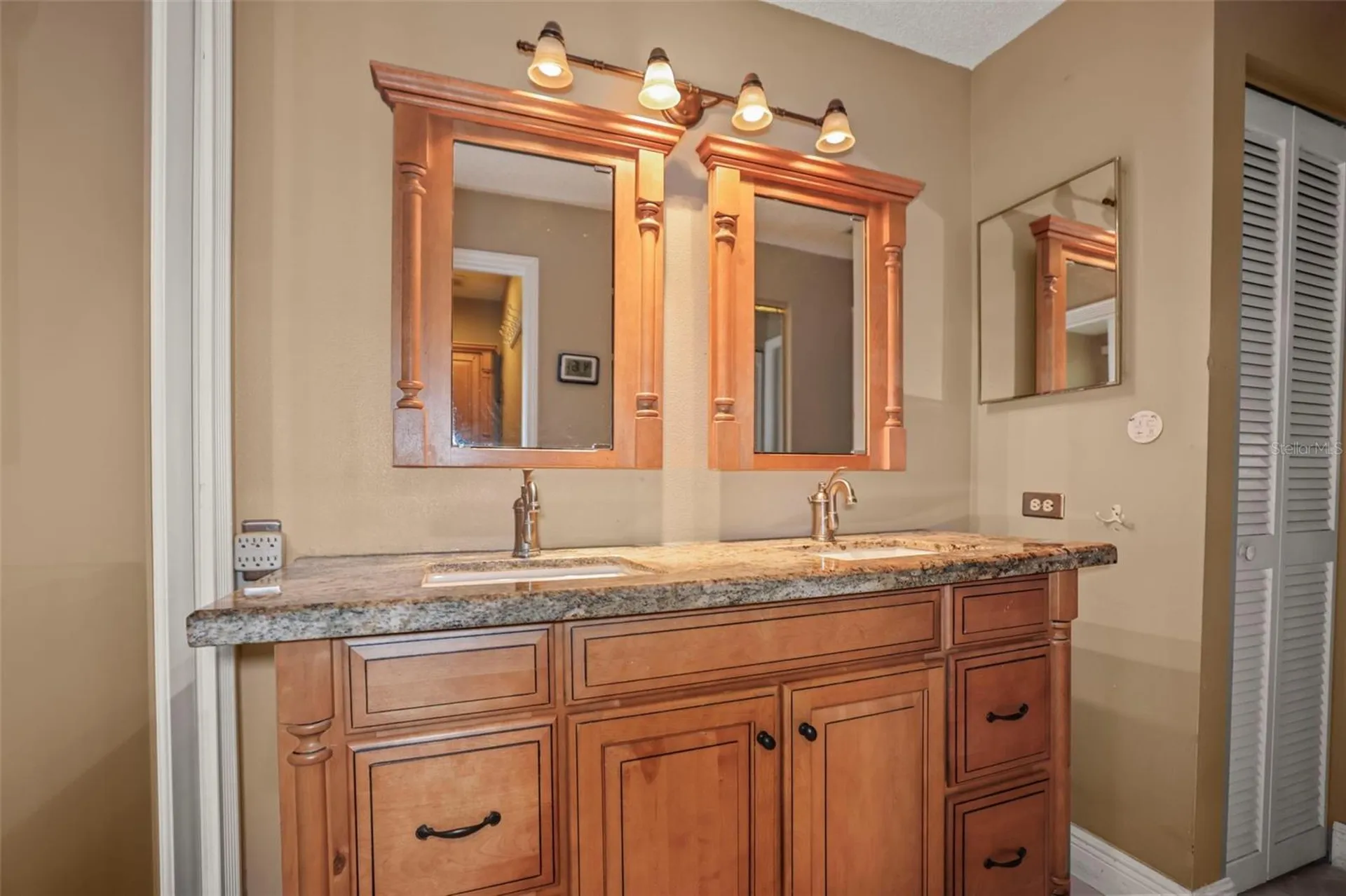 1668 Hamilton Court Dunedin FL 34698