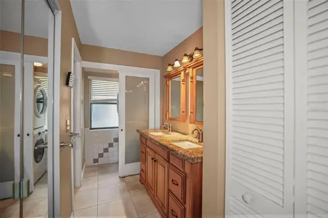 1668 Hamilton Court Dunedin FL 34698