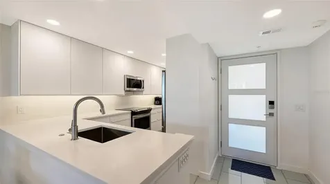 1965 Gulf Of Mexico Drive Longboat Key FL 34228