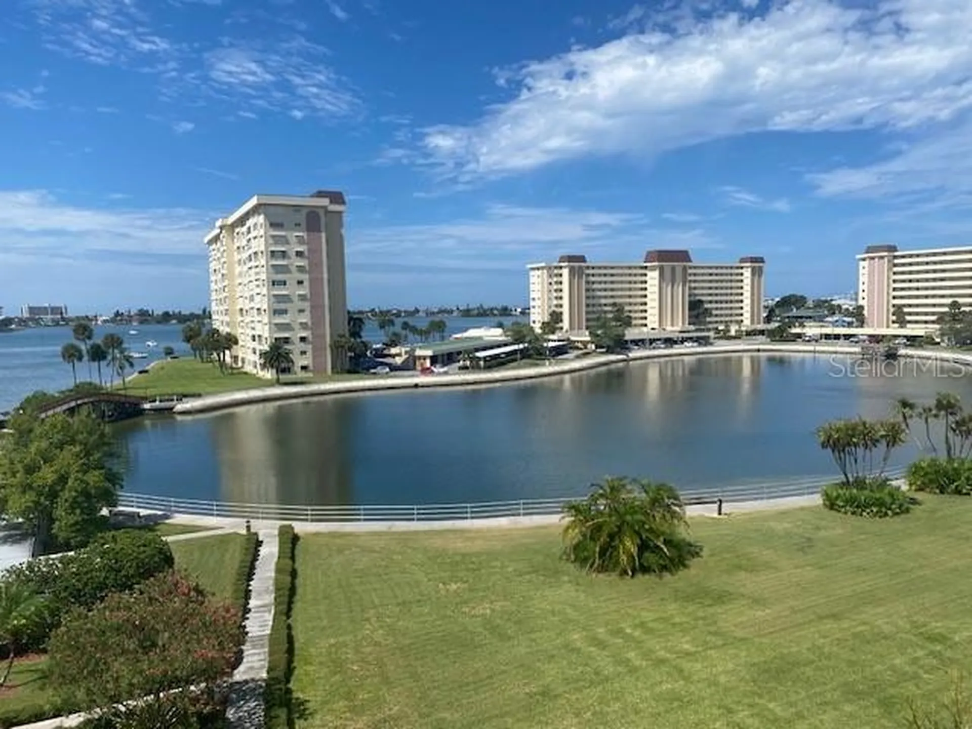 4575 Cove Circle St Petersburg FL 33708