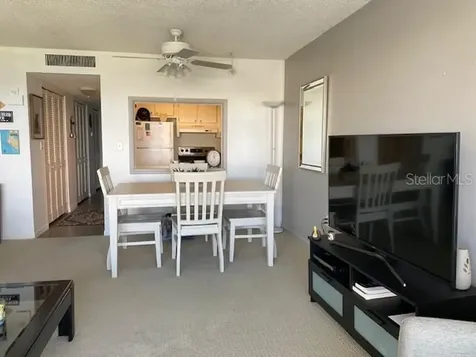 4575 Cove Circle St Petersburg FL 33708