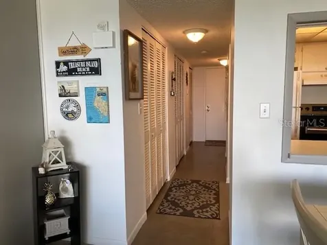 4575 Cove Circle St Petersburg FL 33708