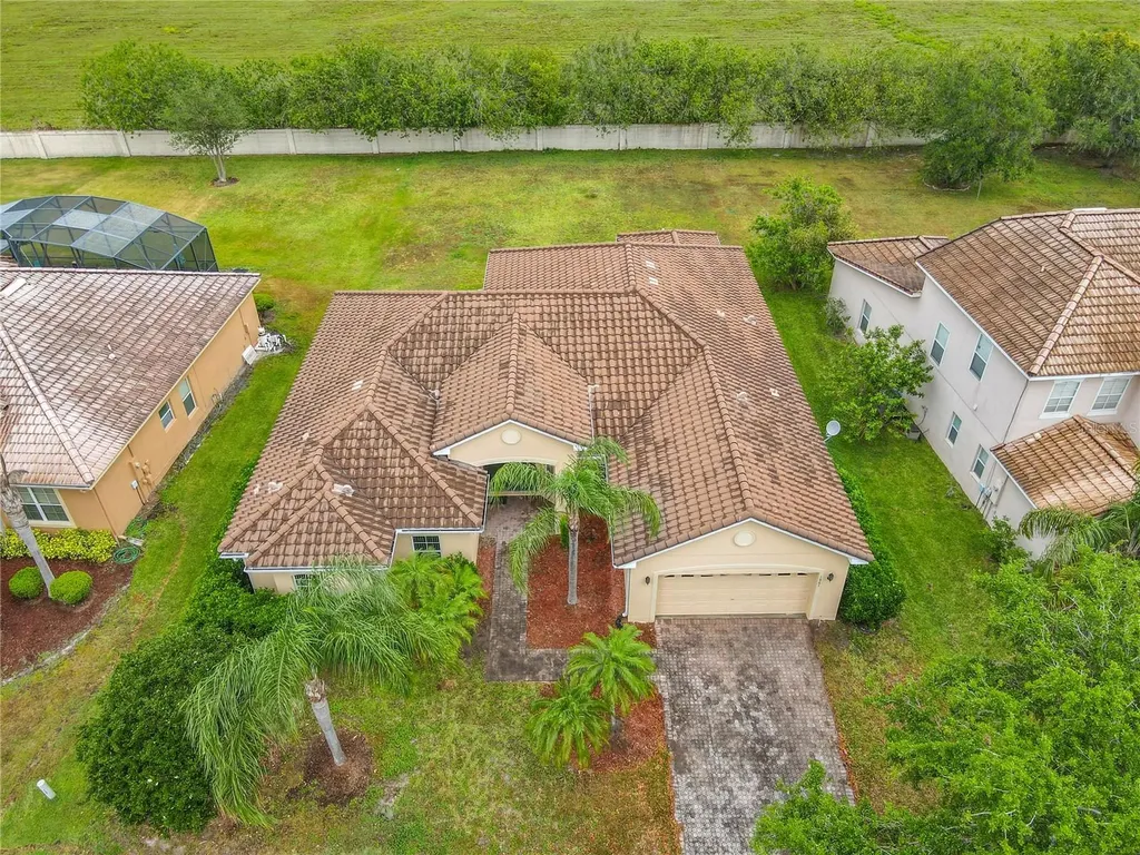 1861 Windward Oaks Court Kissimmee FL 34746