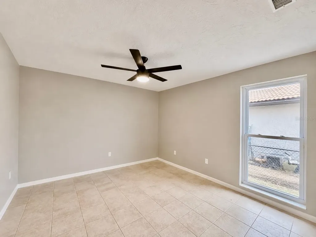 4901 Lansing St NE St Petersburg FL 33703