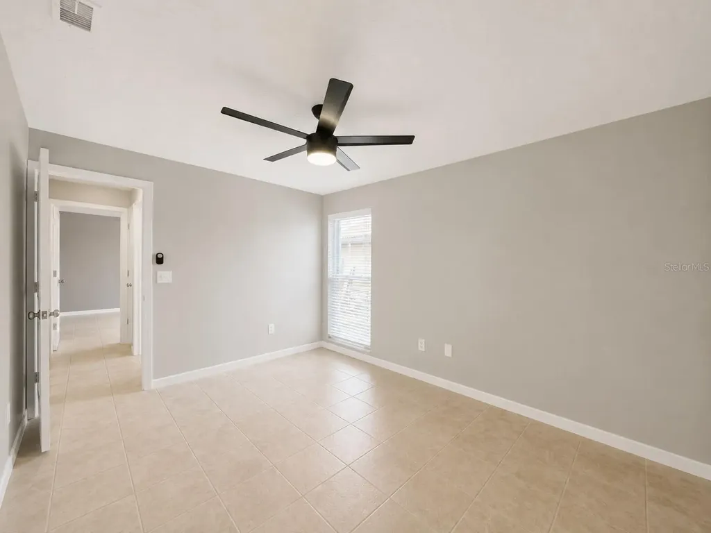 4901 Lansing St NE St Petersburg FL 33703
