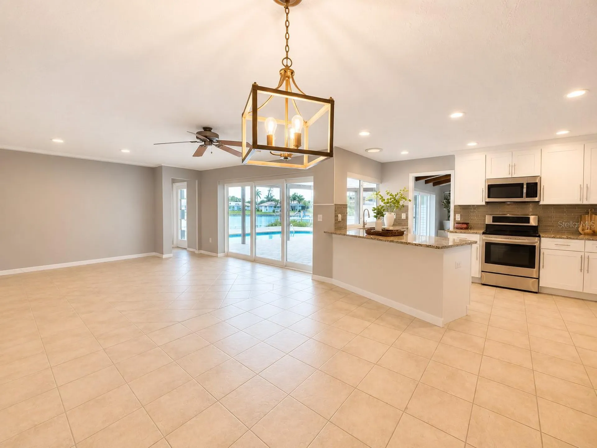 4901 Lansing St NE St Petersburg FL 33703