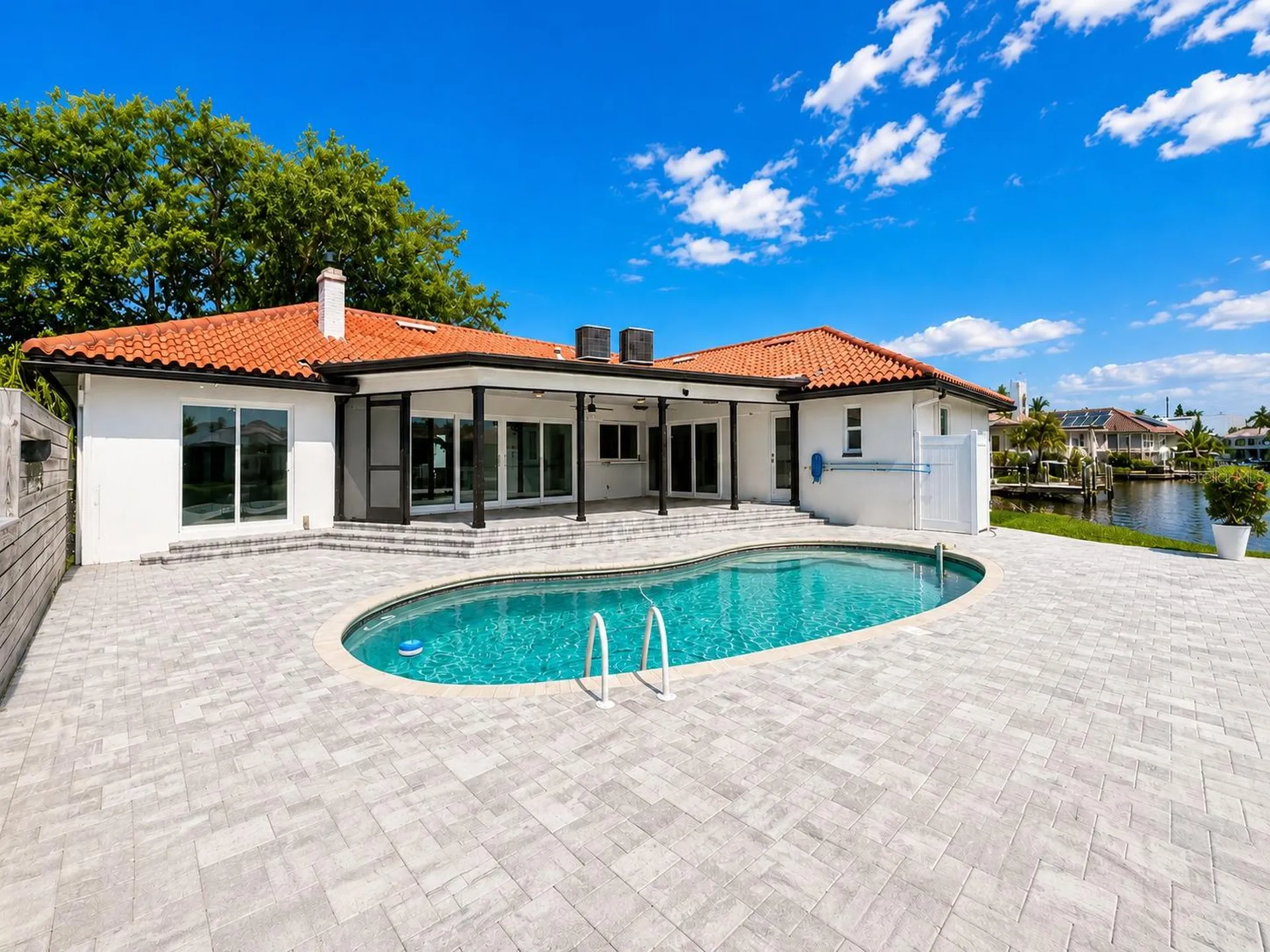 4901 Lansing St NE St Petersburg FL 33703
