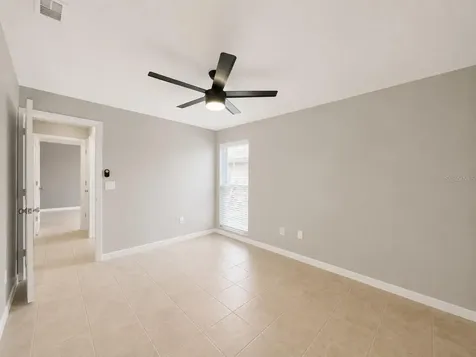 4901 Lansing St NE St Petersburg FL 33703