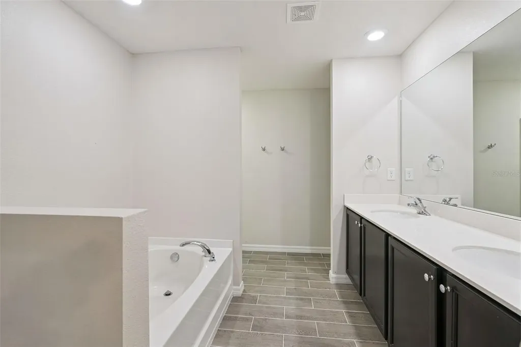 1378 Brenway Drive Mascotte FL 34753