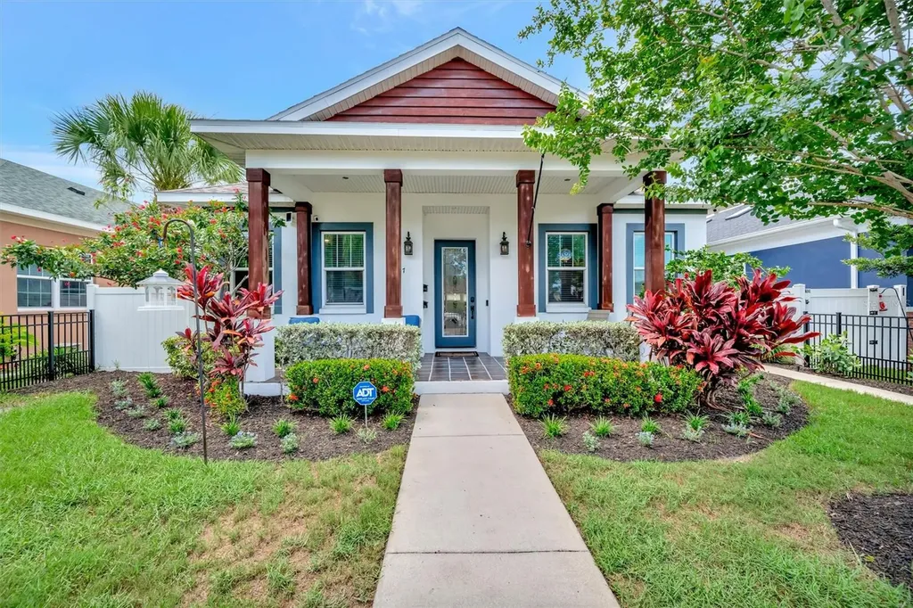 2517 4th Avenue S St Petersburg FL 33712