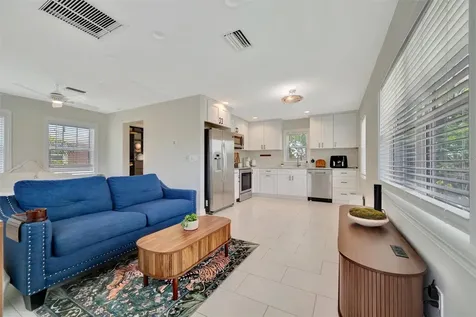 2517 4th Avenue S St Petersburg FL 33712