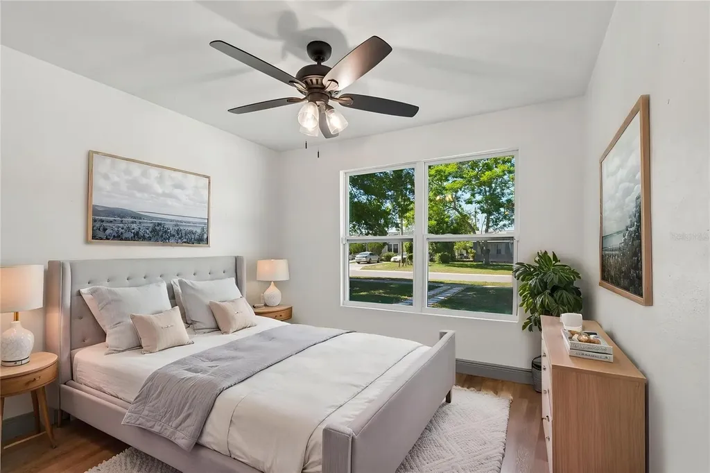 4135 Fairfield Avenue S St Petersburg FL 33711