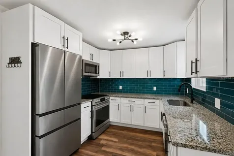 4135 Fairfield Avenue S St Petersburg FL 33711