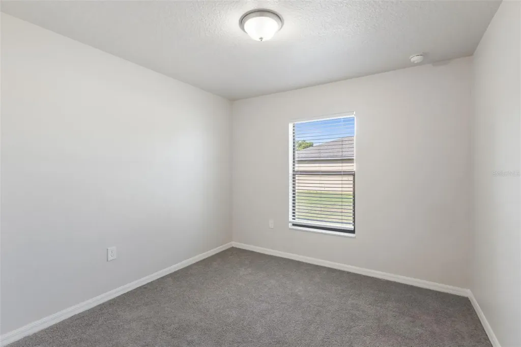 1884 Piedmont Court Mascotte FL 34753