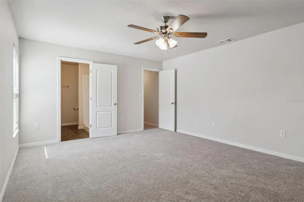 1884 Piedmont Court Mascotte FL 34753