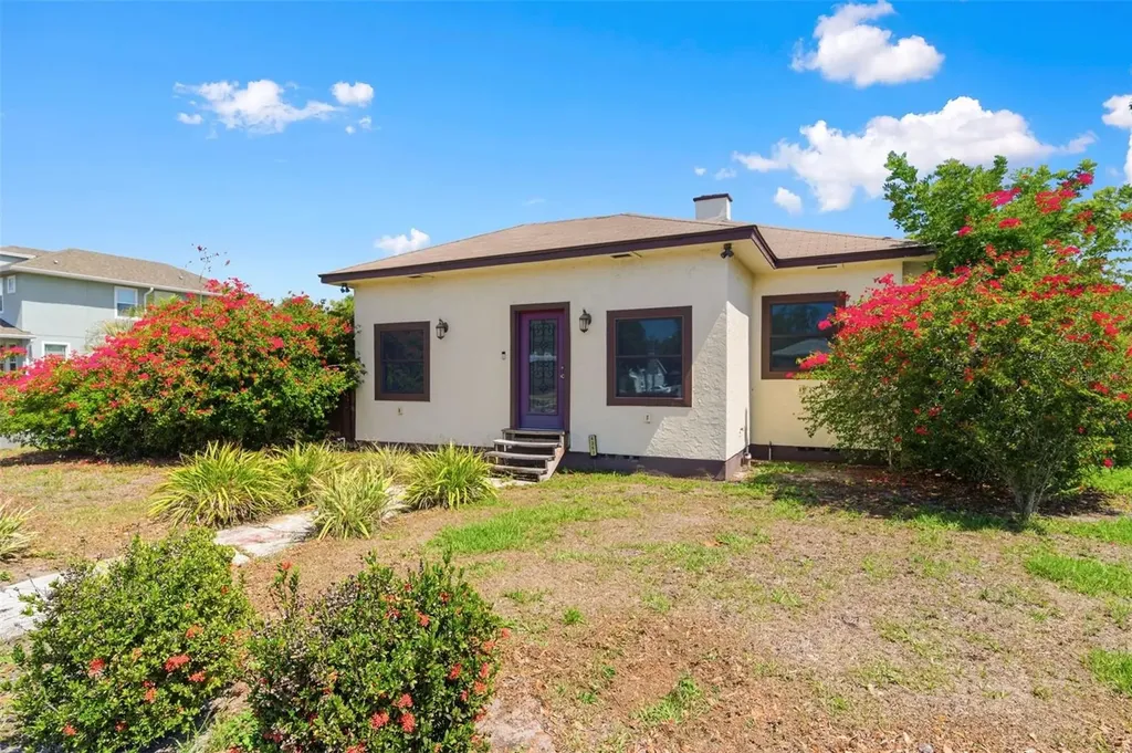 4263 5th Avenue N St Petersburg FL 33713