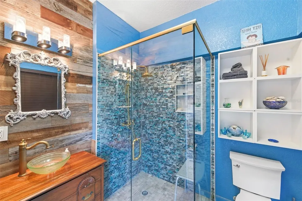 4263 5th Avenue N St Petersburg FL 33713