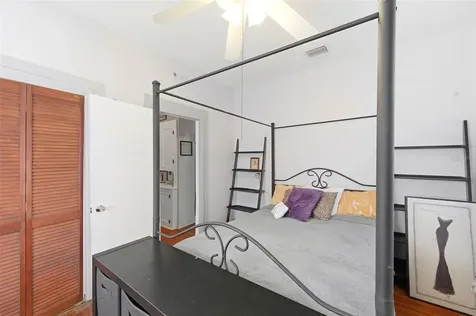 4263 5th Avenue N St Petersburg FL 33713
