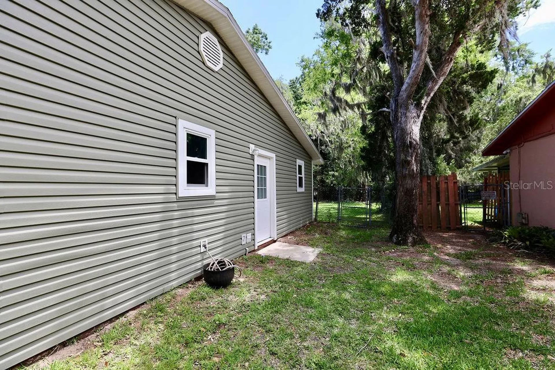 915 Royal Oak Court Holly Hill FL 32117