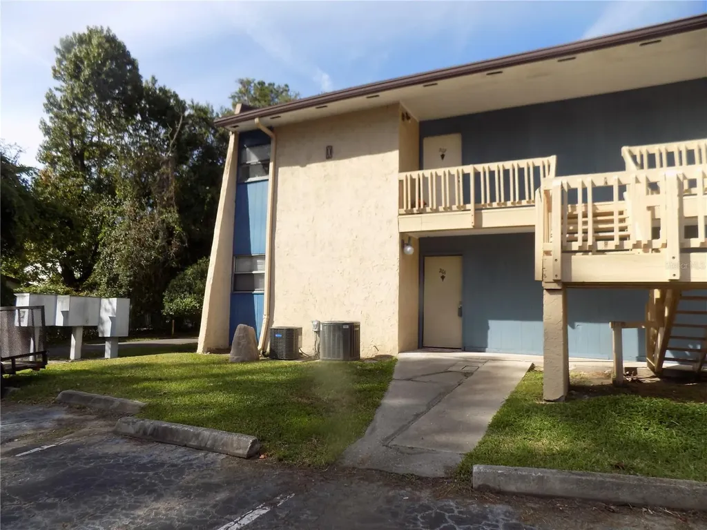 2811 SW Archer Road Gainesville FL 32608