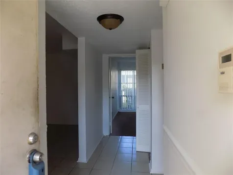 2811 SW Archer Road Gainesville FL 32608