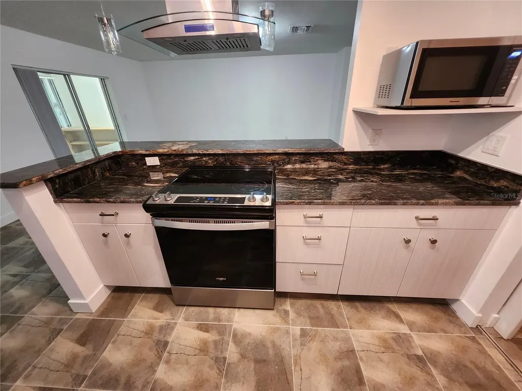 1513 16th Circle SE Largo FL 33771