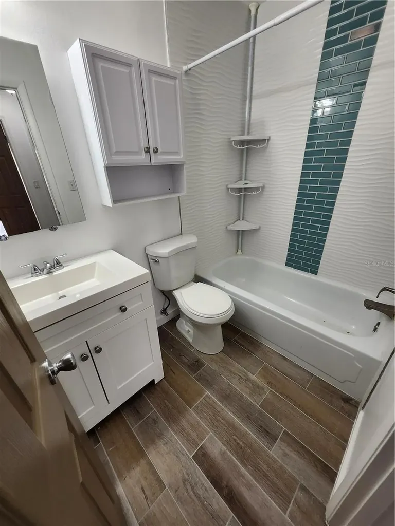 1513 16th Circle SE Largo FL 33771