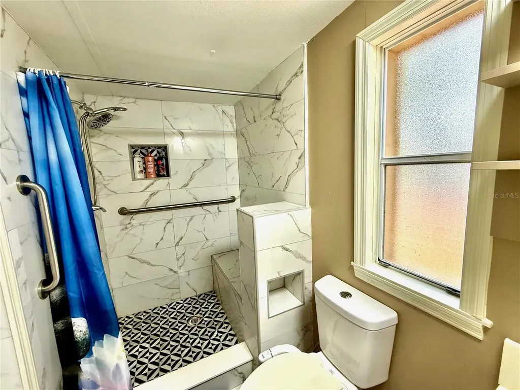208 Ashley Street Hawthorne FL 32640