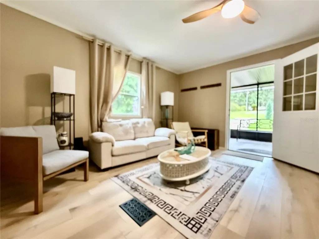 208 Ashley Street Hawthorne FL 32640